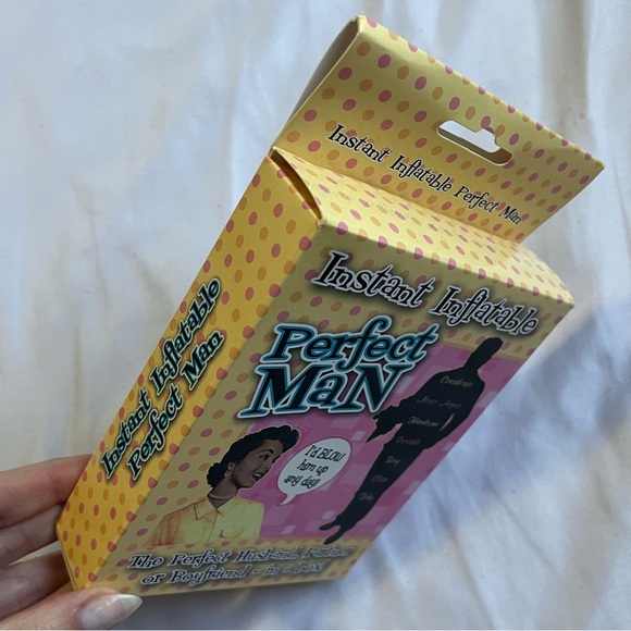 Instant Inflatable Perfect Man Gag Gift - Picture 3 of 3